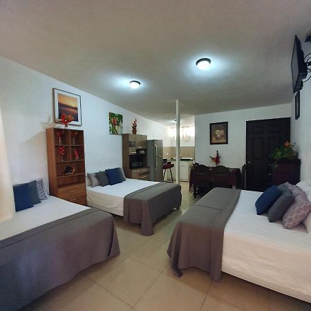 Hôtel Bahia Ballena Loft à Uvita Extérieur photo
