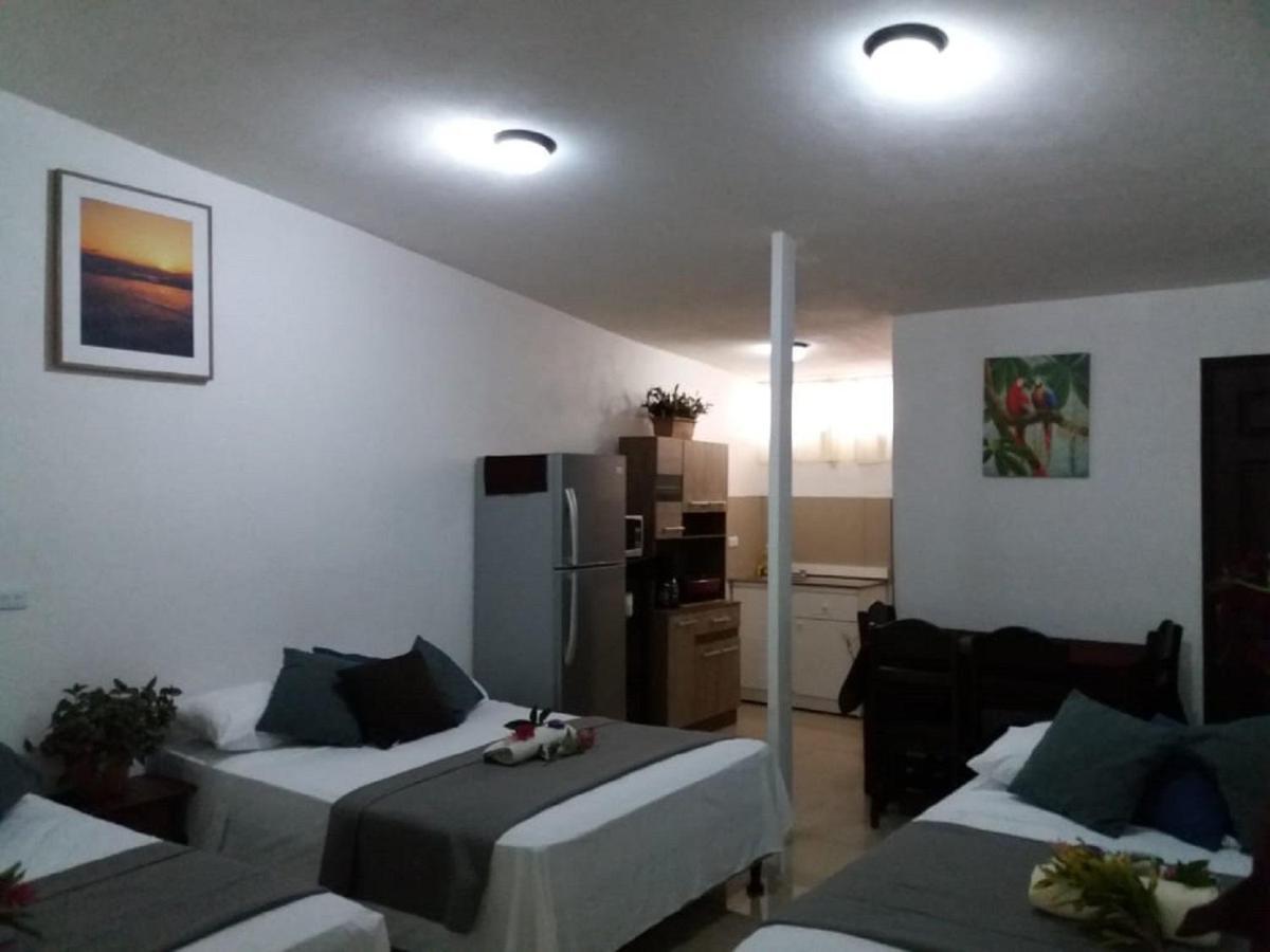 Hôtel Bahia Ballena Loft à Uvita Extérieur photo